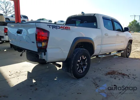 2021 Toyota Tacoma Trd Off-Road z USA, uszkodzony, nr VIN 3TYDZ5BN3MT003849